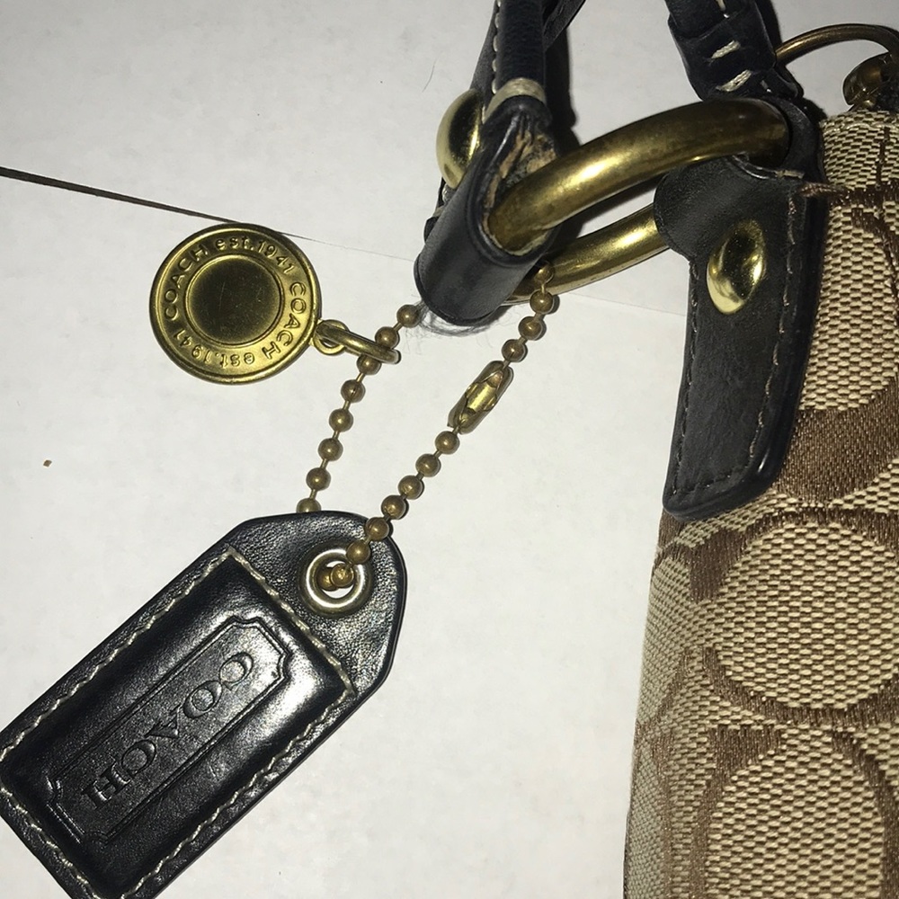 Use coach bag - Picture 2 of 4